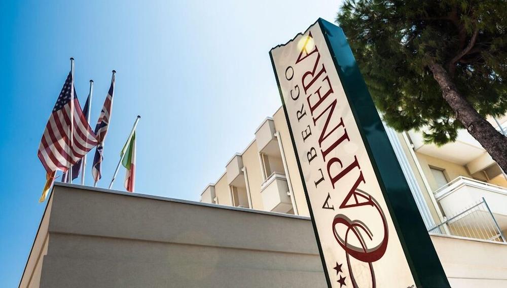 Hotel Capinera Rimini Esterno foto