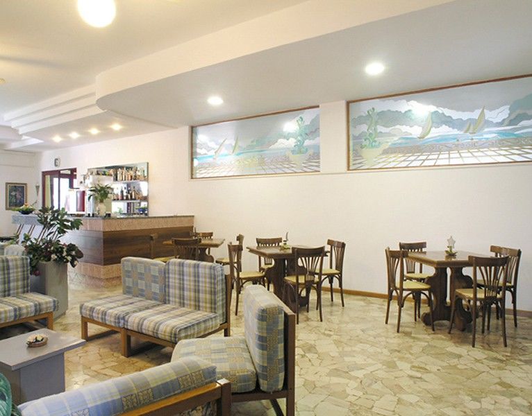 Hotel Capinera Rimini Esterno foto