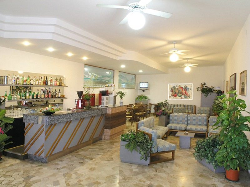 Hotel Capinera Rimini Esterno foto